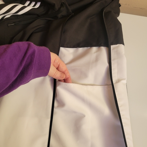 NWOT Adidas Long Sleeved Nylon Windbreaker Jacket - 2X - Picture 6 of 10